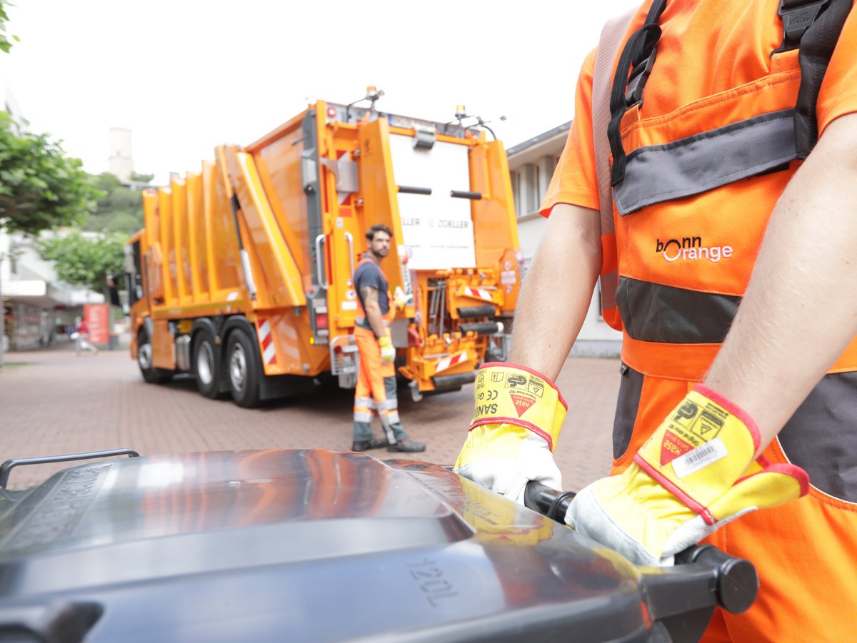 Reinigung Bonner Platz bonnorange.de: bonnorange informiert die Bonner*innen